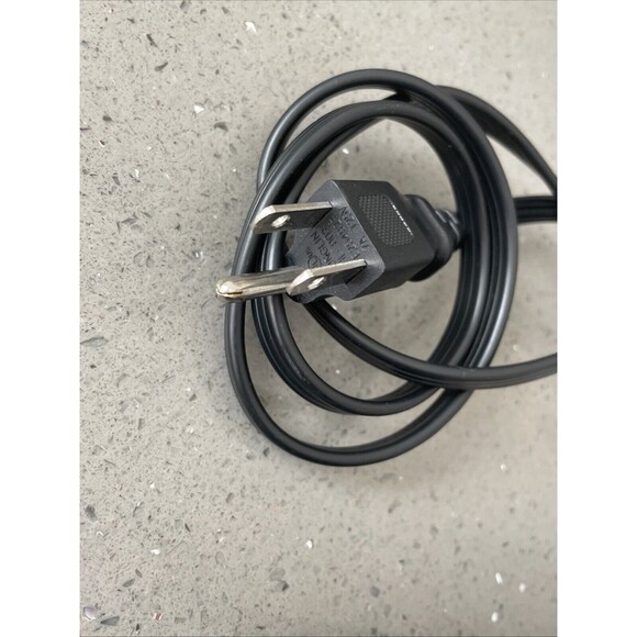 Dell D6000 Universal  Docking Station - Black - W/ 130W Power Adapter - Picture 9 of 10